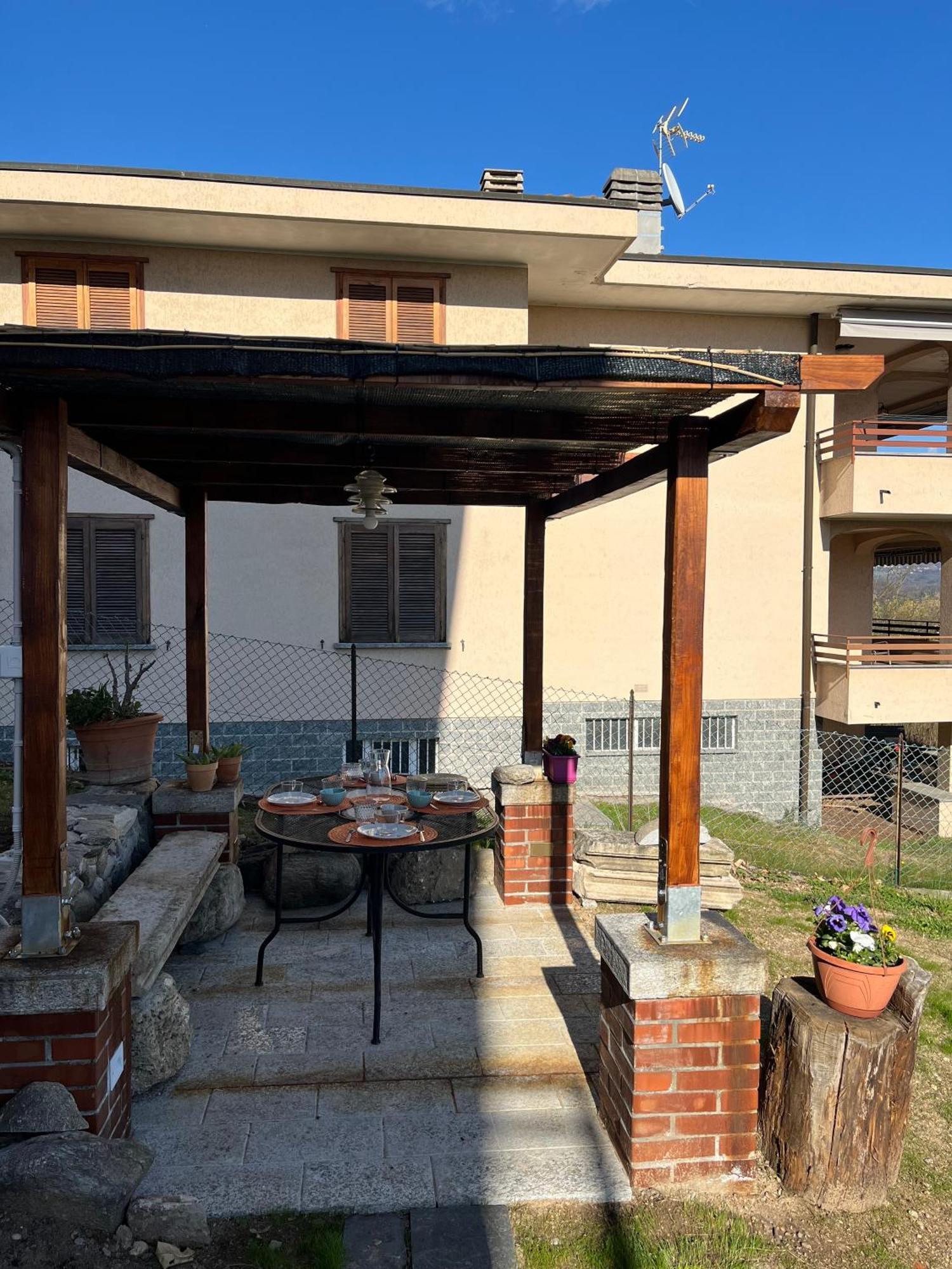 Appartamento Turistico - Via Montenudo Casalzuigno 外观 照片